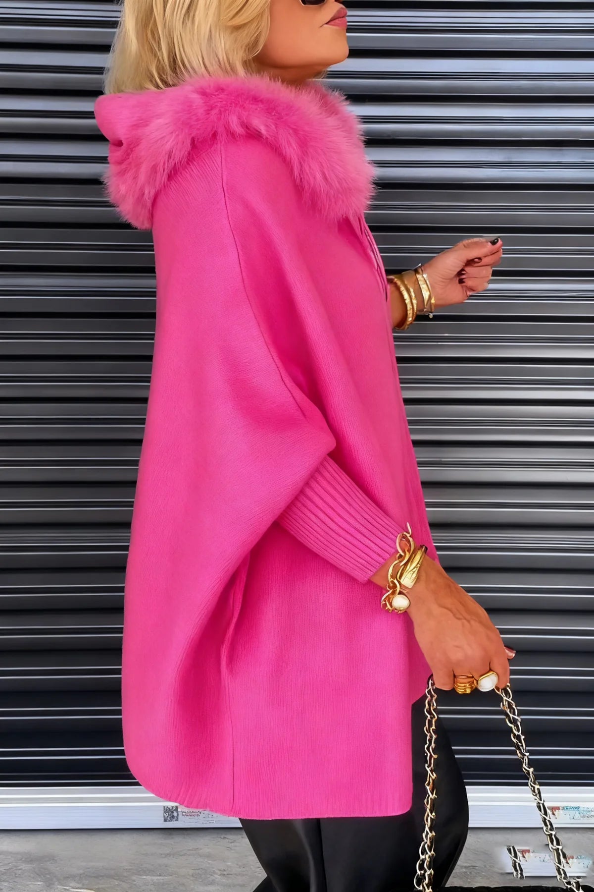 Elara Wren™ | The Windsor Pink Cape
