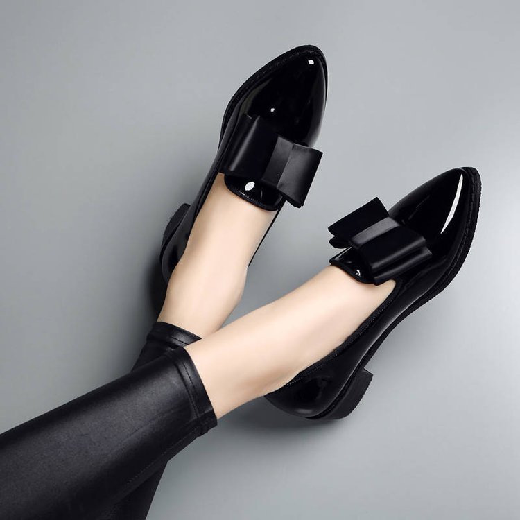 Buckingham Gloss™ | Sculpted Bow Ballet Flats