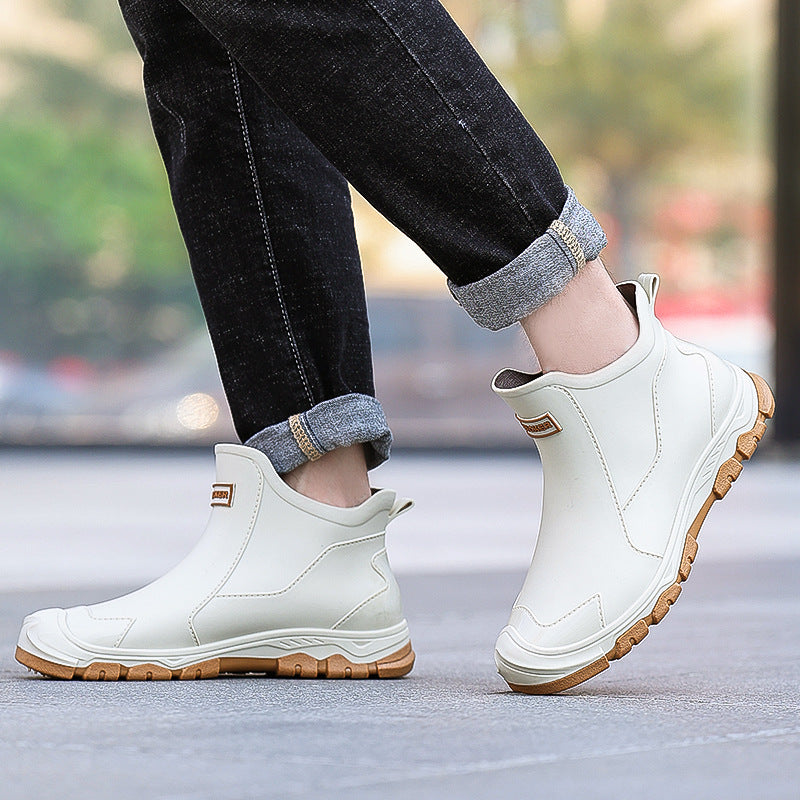 Blackthorn Crest™ | Waterproof Rain Boots