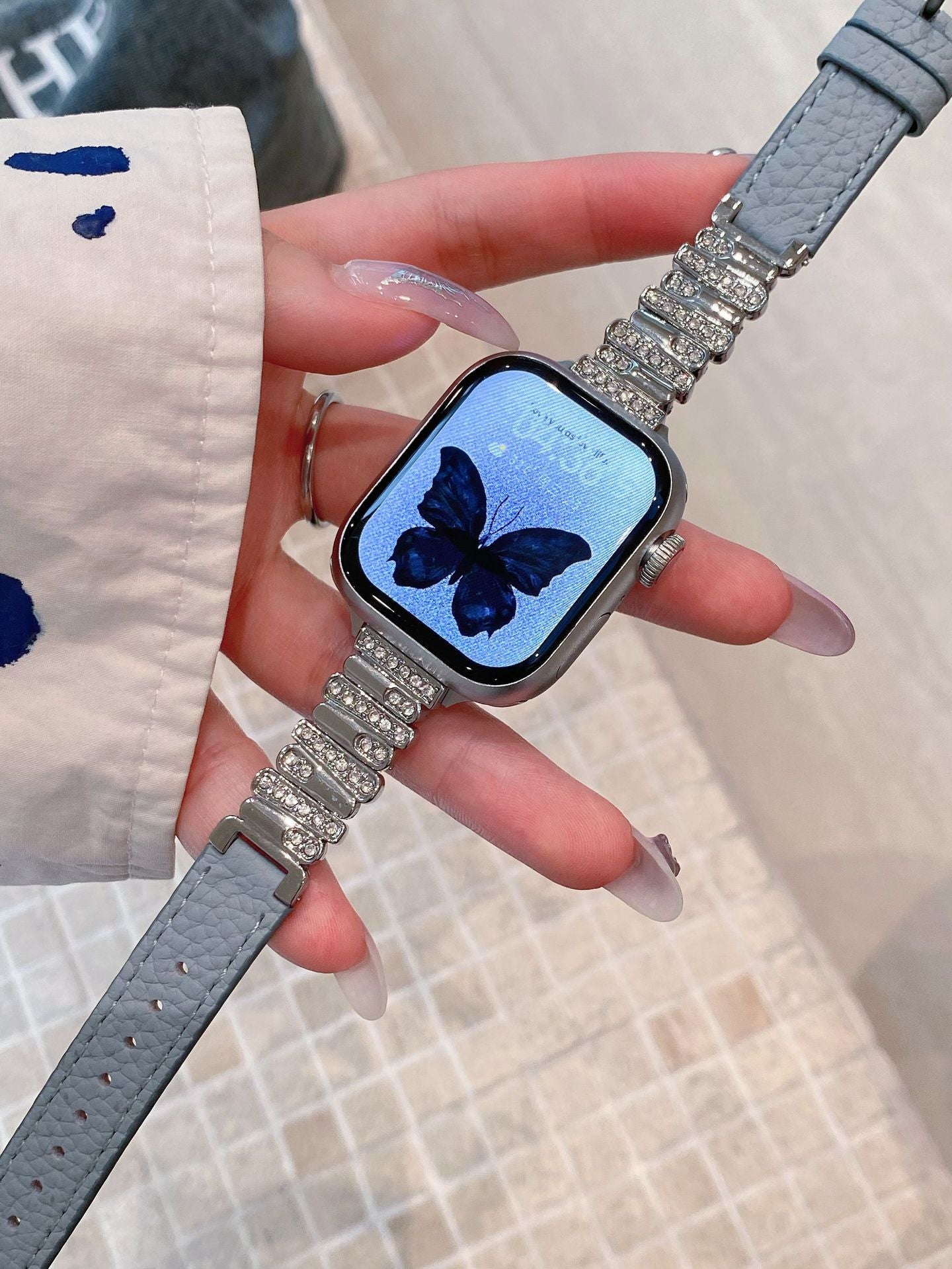 Riveton Edge™ | Premium Leather Apple Band