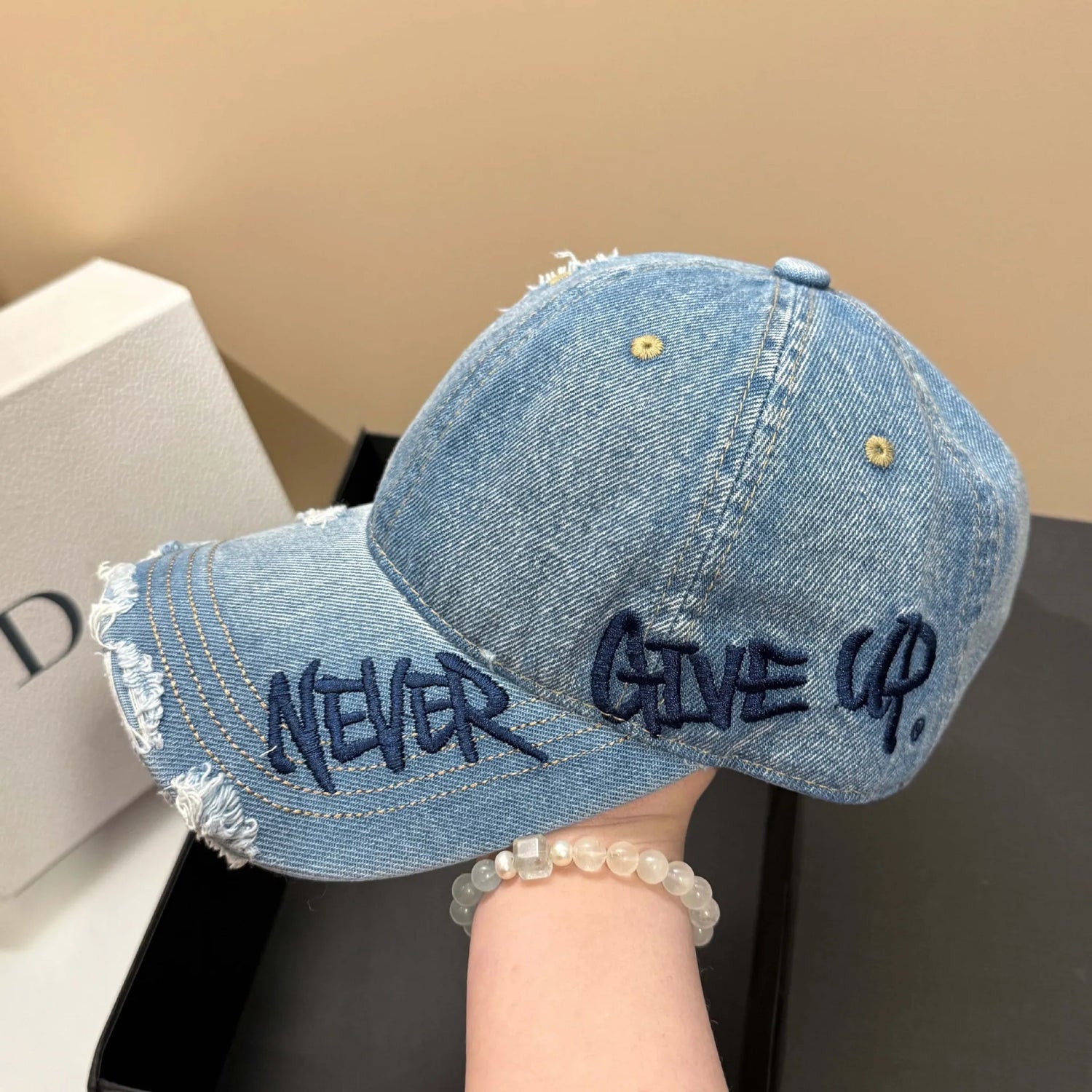 Never Give Up™ | Unisex Graffiti Denim Cap