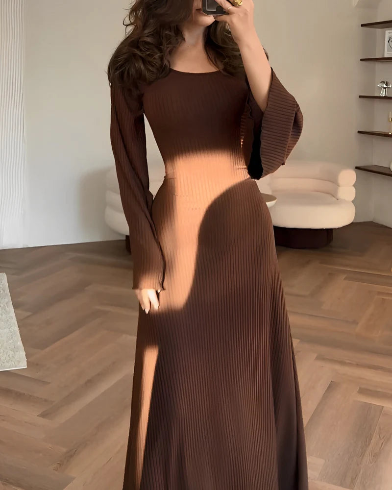 Elegance™ | Long‑Sleeve Knit Maxi Dress