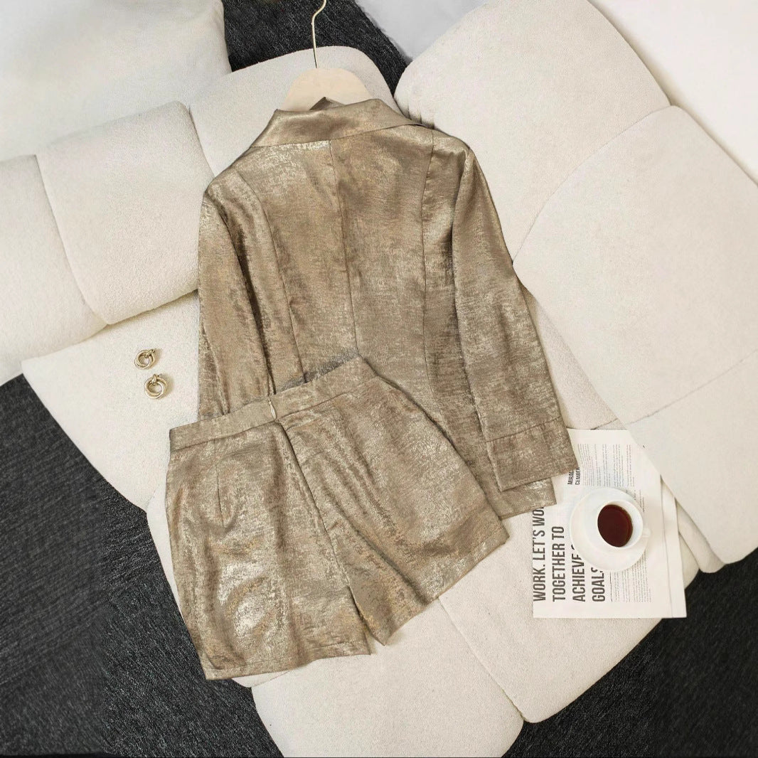 Mayfair Glow™ | Golden Street Luxe Suit