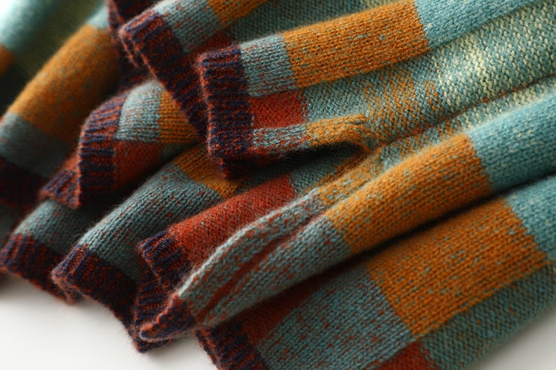 Elise Leroy™ | Cosy Checked Jumper