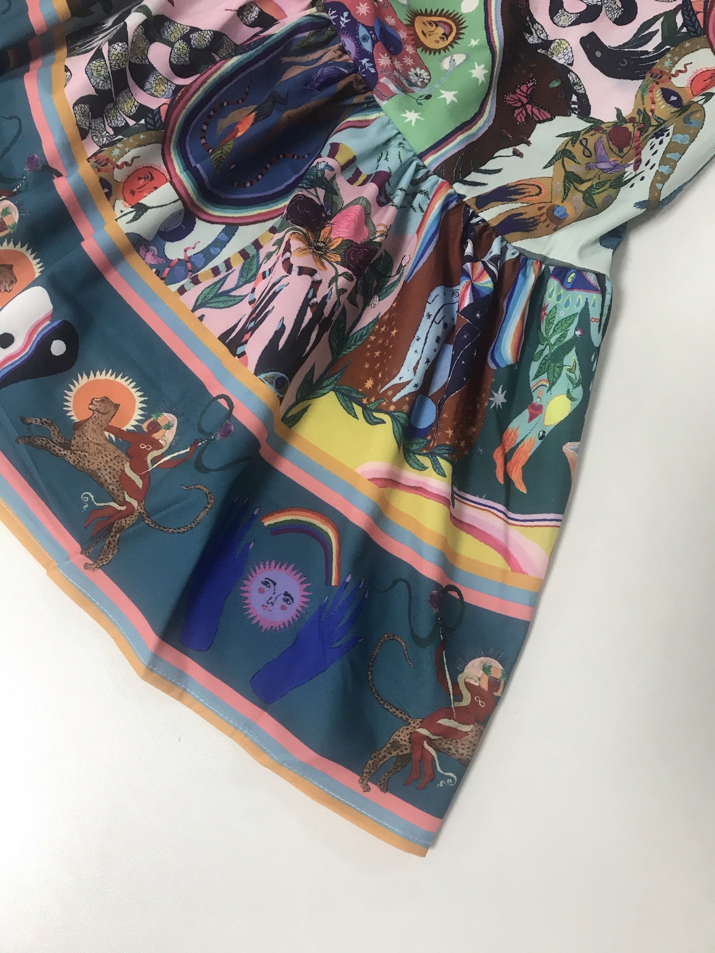 Soho Bloom™ | Printed Balloon Sleeve Mini Dress