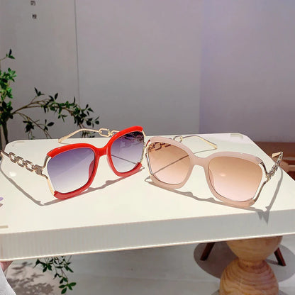 Linfemand™ | Empress Chain Glasses