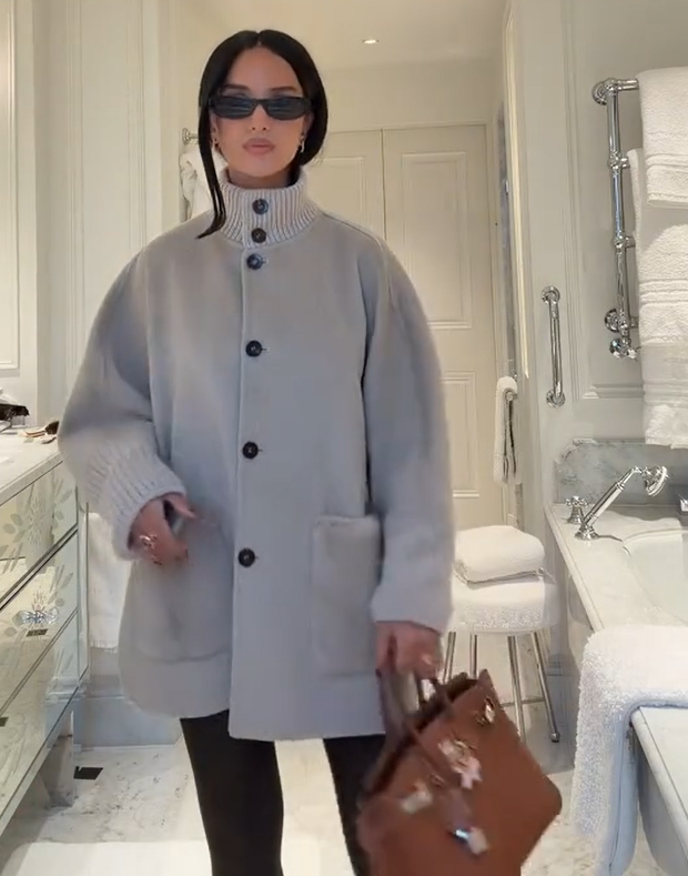 Camille Rowe™ | The Fairwood Relaxed Coat