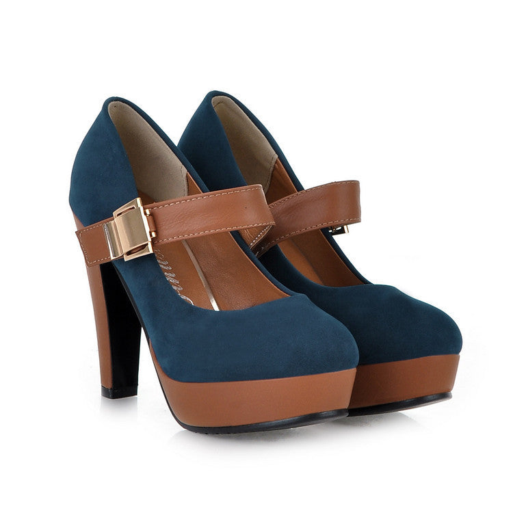 Victoria Step™ | Gold-Buckle Block Heels