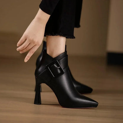 Lynford Edge™ | Sculpted Buckle Ankle Boots
