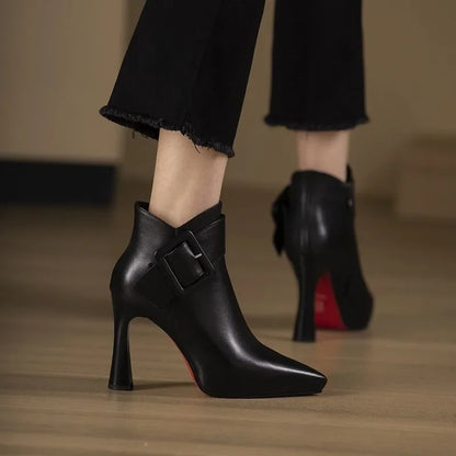 Lynford Edge™ | Sculpted Buckle Ankle Boots